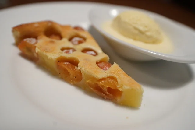 さくらんぼタルト