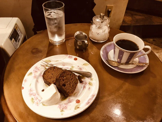 ガトーショコラとコーヒーのセット