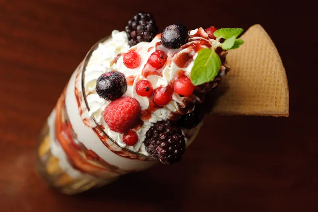 ベリーベリーパフェ