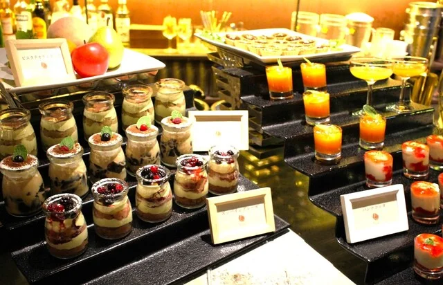 デザートビュッフェ