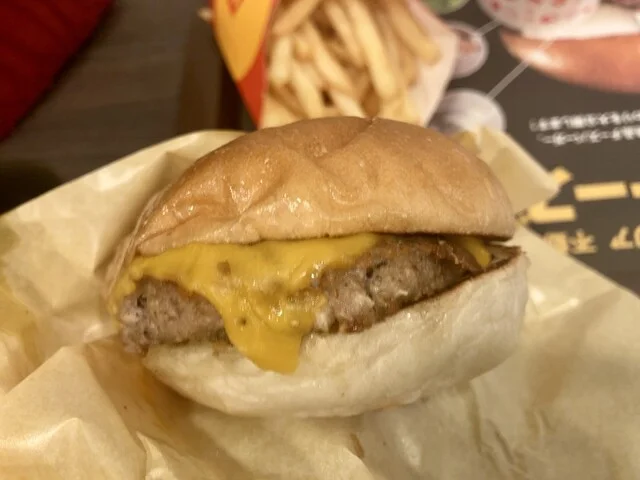 絶品チーズバーガー