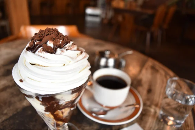 チョコレートパフェ