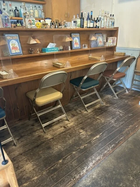 内観（カウンター席）