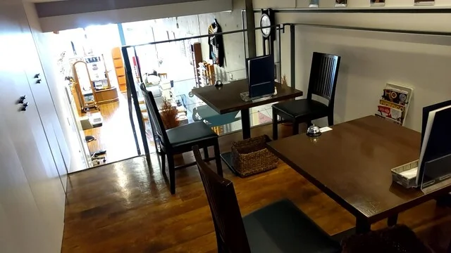 店内2階