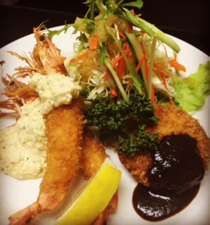 チーズハンバーグ