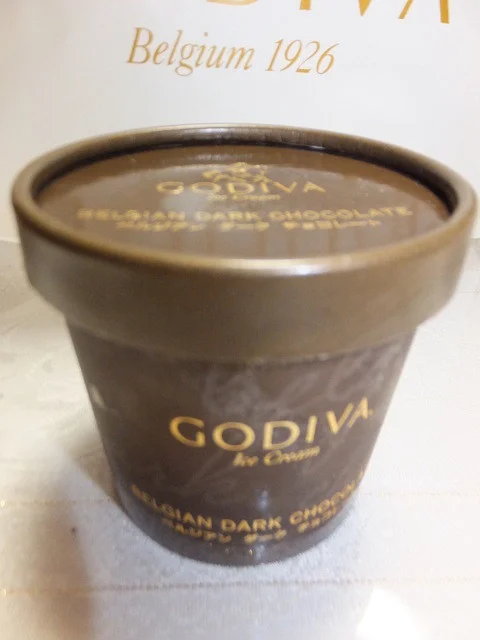 ダークチョコレートアイス