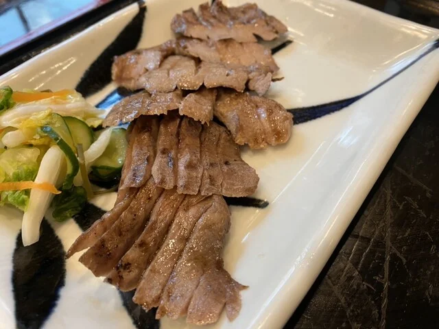 極上厚切り牛タン