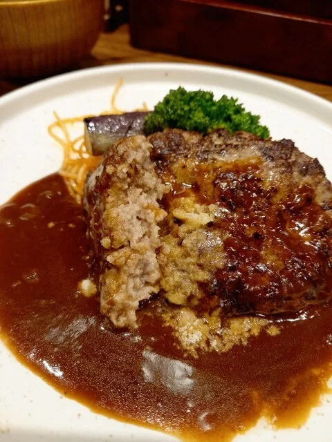 ハンバーグ断面