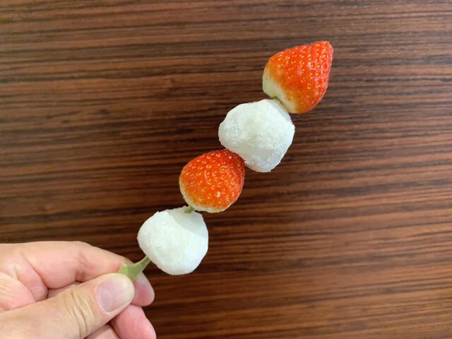 いちご大福串（ミルク）