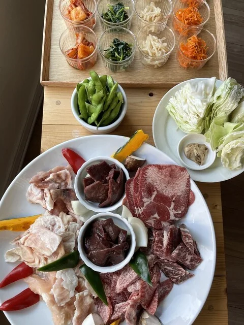 ワインとヤキニク円山JIN｜白老牛「吟撰あべ牛」が味わえる札幌の高級焼肉店【完全レビュー】