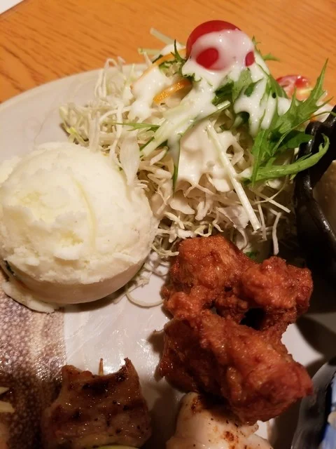 サラダ・唐揚げ