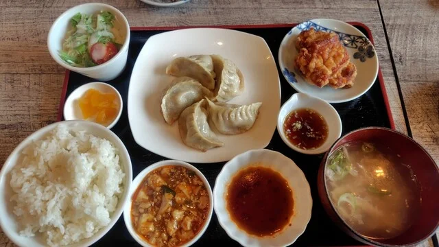 焼き餃子定食