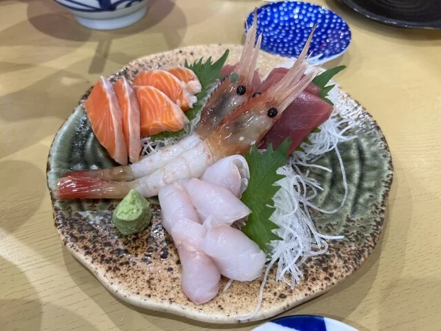 刺身盛り合わせ