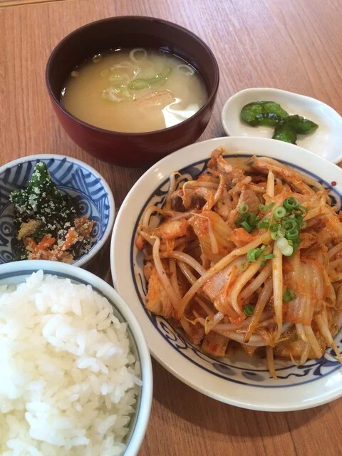豚キムチ定食