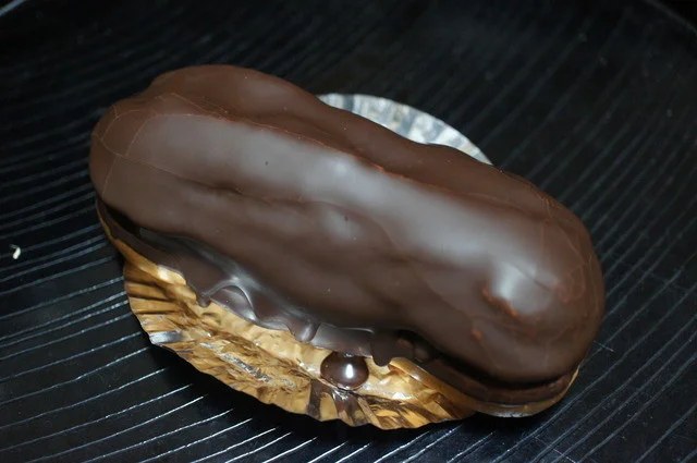チョコエクレア