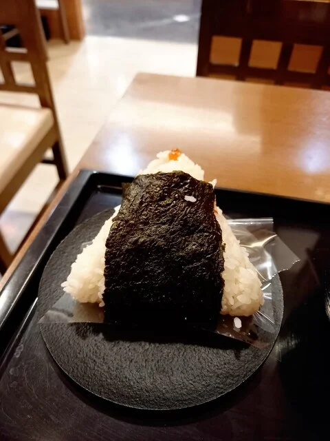 握りたておむすび