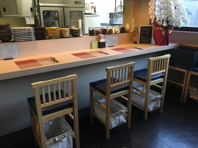 おひとり様にもうれしいカウンター席