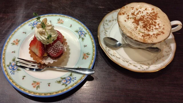 フルーツタルト＆シナモン・クレーム