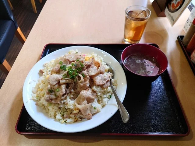 肉々チャーハン