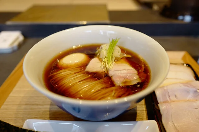 支那そば 鋳（ちう）札幌円山｜HOKKAIDO百名店の地鶏光麺レビュー【ウマ店】