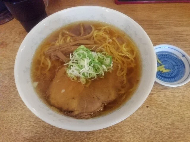 宮しょうゆラーメン