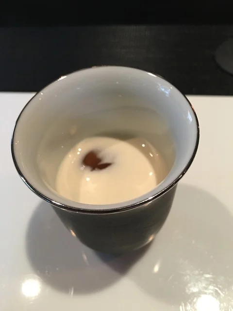 白アスパラの冷製スープ