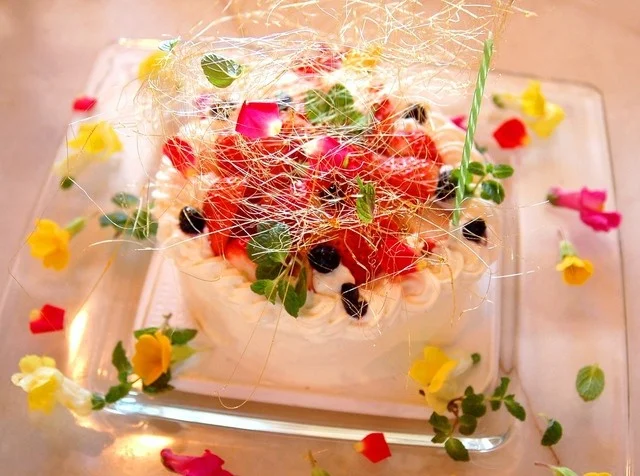 イチゴのバースデーケーキ