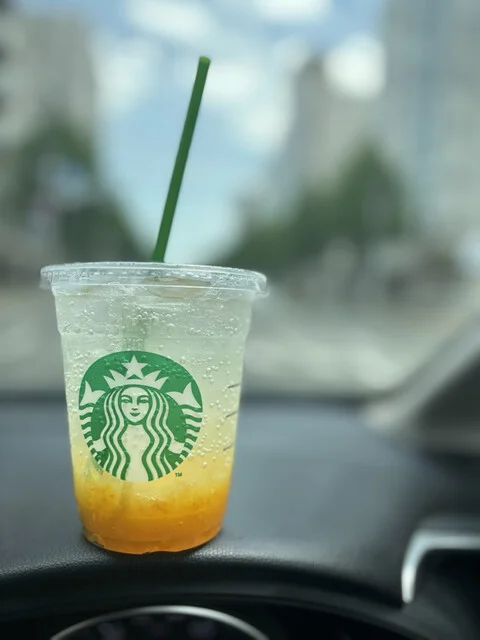 スターバックスコーヒー札幌旭ケ丘店｜駐車場完備・47席の広々空間｜営業時間・口コミ・アクセス完全ガイド