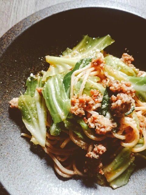 サルシッチャと春キャベツのパスタ