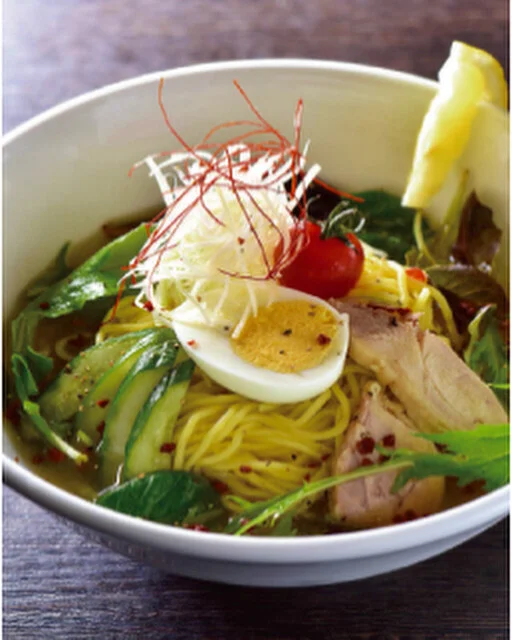 夏季限定冷たいラーメン