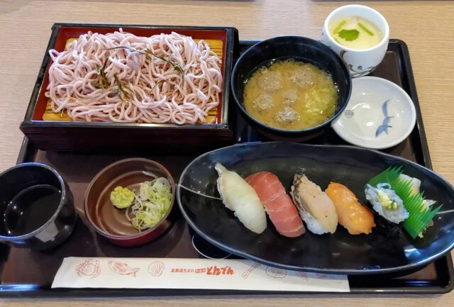 桜そば・特選鮨