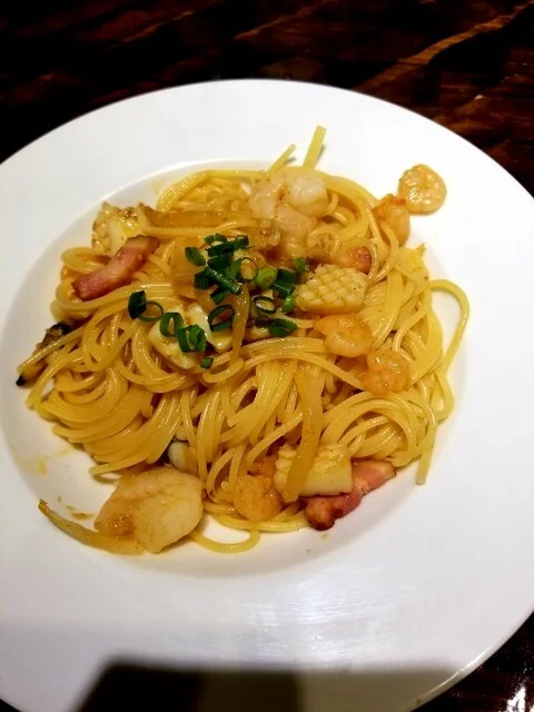 魚介のサンバルパスタ