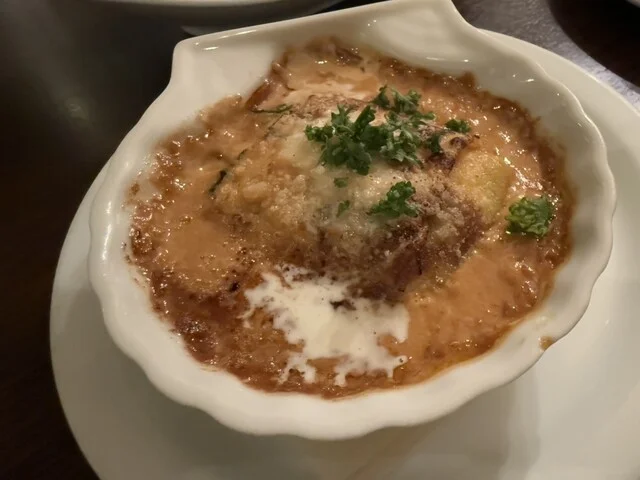 プリプリ海老のクレープグラタン