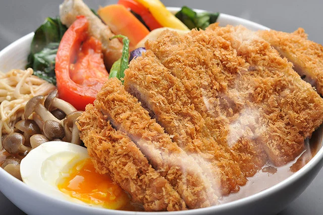 トンカツスープカレー