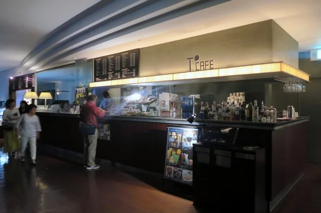 T'CAFE店内