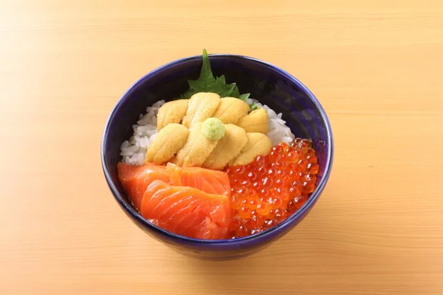 海鮮丼