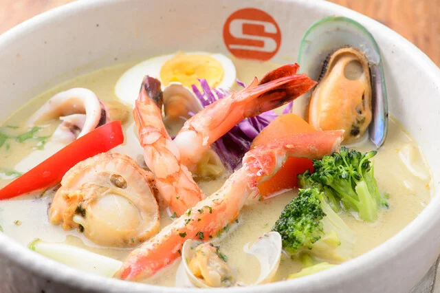 海の幸たっぷりシーフードカレー