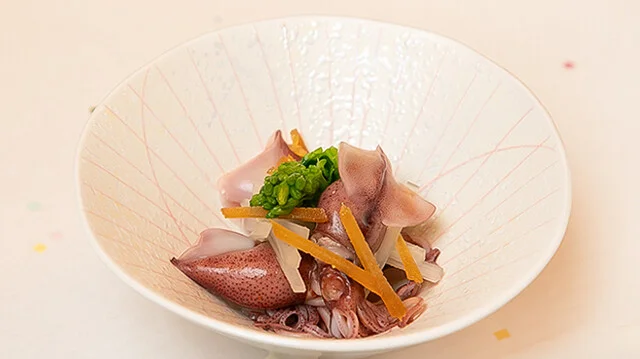 ホタルイカ唐墨和え