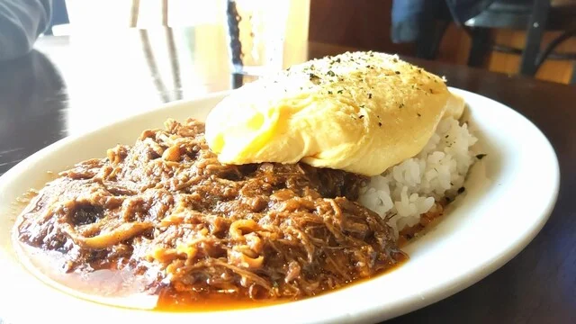 オムレツトッピングカレー