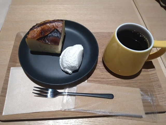 カフェ可否茶館 さっぽろ東急｜札幌駅直結の老舗自家焙煎カフェ【ウマ店】