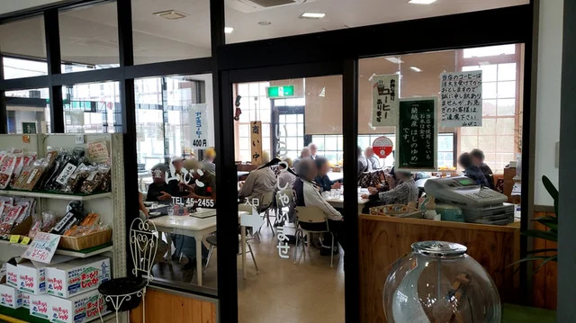 食堂山びこ入口