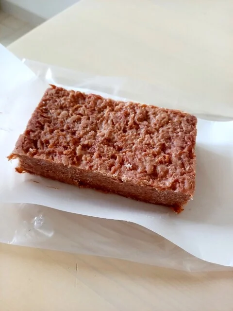 コンビーフ 100g650円