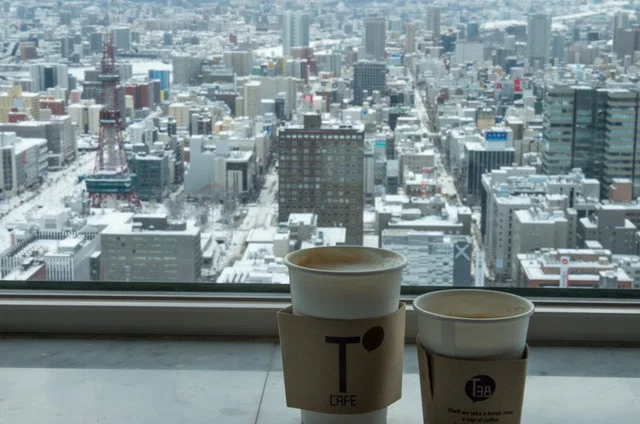 コーヒーとカプチーノ