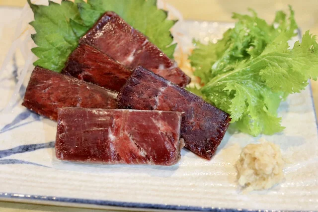 鯨の赤身刺