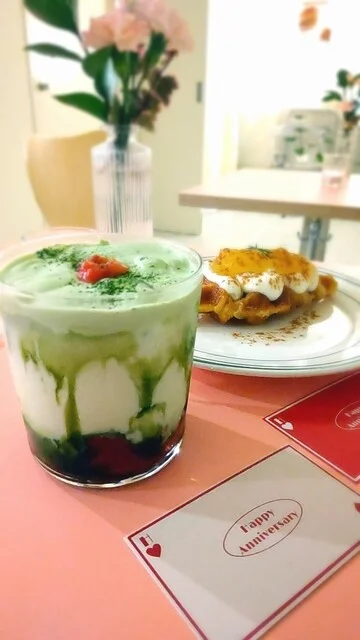 Happy Anniversary｜札幌西11丁目の韓国風カフェ・13種類のクロッフルが人気【ウマ店】