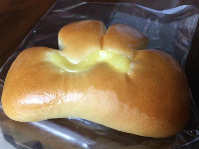 クリームパン