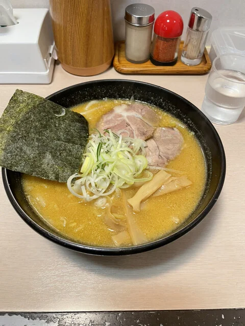 白味噌らー麺