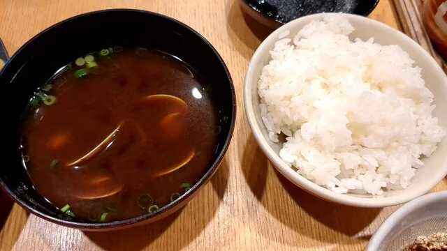 あさり汁とご飯
