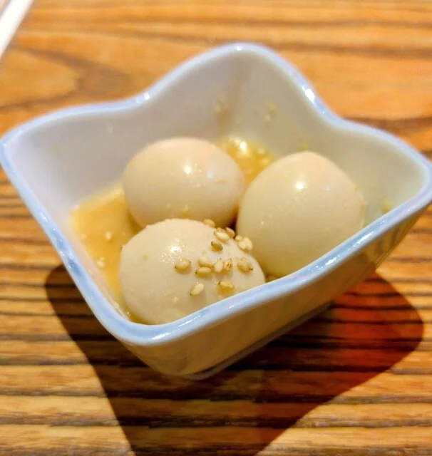 お通しのうずら卵