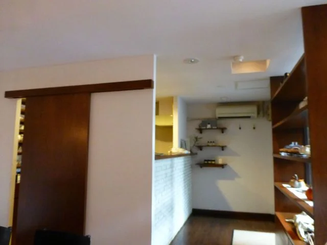 サロンドテアズ｜札幌西18丁目の本格紅茶専門店｜スコーンセットが人気の隠れ家カフェ